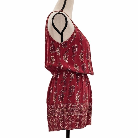 MOSSIMO Supply Co. Red Printed Romper Size Medium - Picture 4 of 12